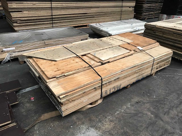 Gebruikt underlayment (18x) - afbeelding 1 van  3