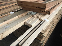 Gebruikt underlayment en vuren hout - afbeelding 3 van  3