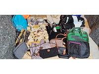 Gebruikte kleding - dames en heren - kleding - afbeelding 13 van  13