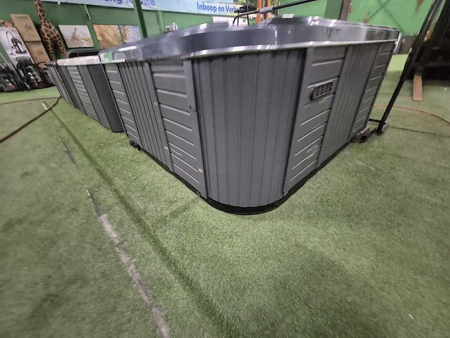 Gecko 5 persoons jacuzzi en buitenspa - afbeelding 2 van  21