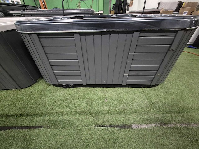 Gecko 5 persoons jacuzzi en buitenspa - afbeelding 17 van  21