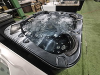 Gecko 5 persoons jacuzzi en buitenspa - afbeelding 17 van  21