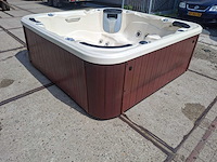 Gecko 6 persoons jacuzzi en buitenspa - afbeelding 19 van  31