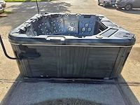 Gecko 6 persoons jacuzzi en buitenspa - afbeelding 23 van  30