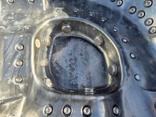 Gecko 6 persoons jacuzzi en buitenspa - afbeelding 13 van  24