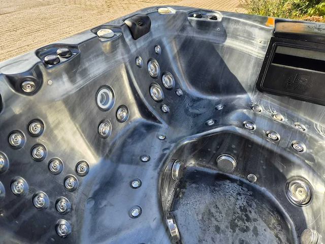 Gecko 6 persoons jacuzzi en buitenspa - afbeelding 5 van  30