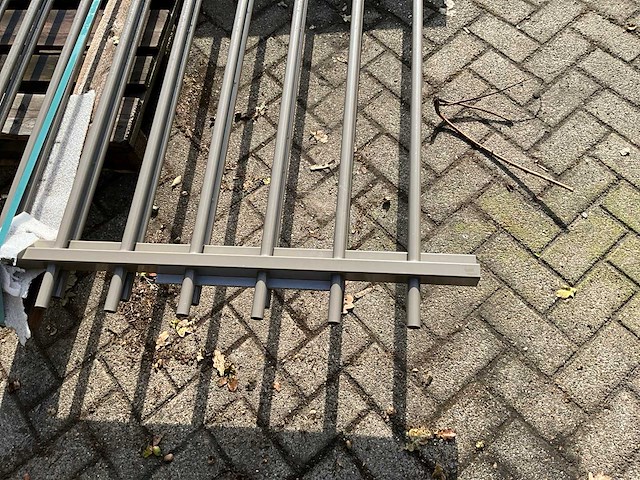 Gecoat spijlenhekwerk (2x) - afbeelding 2 van  2