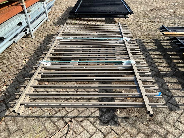 Gecoat spijlenhekwerk (2x) - afbeelding 2 van  4