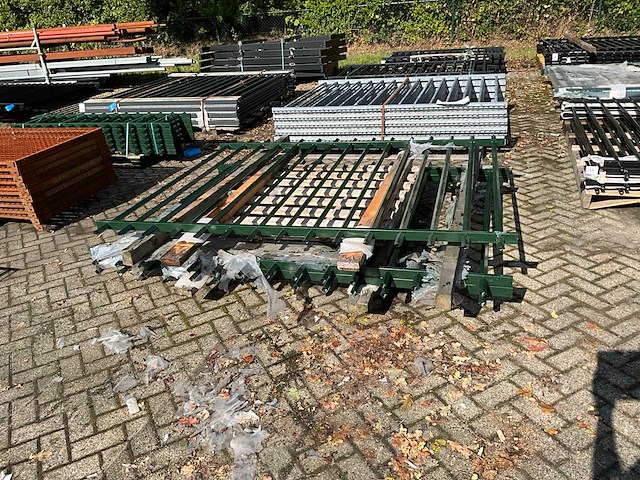 Gecoat spijlenhekwerk (3x) - afbeelding 1 van  4