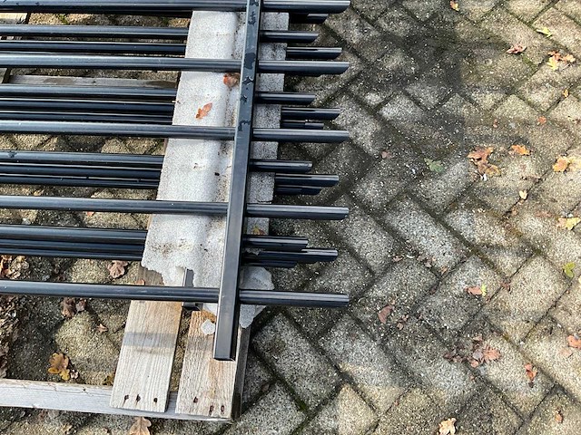 Gecoat spijlenhekwerk (5x) - afbeelding 4 van  5
