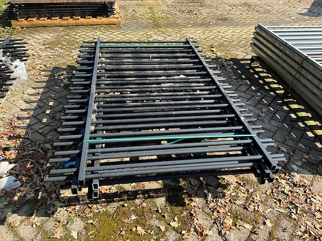 Gecoat spijlenhekwerk (6x) - afbeelding 1 van  2