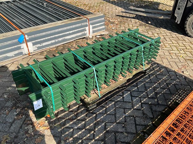 Gecoat spijlenhekwerk (6x) - afbeelding 1 van  2