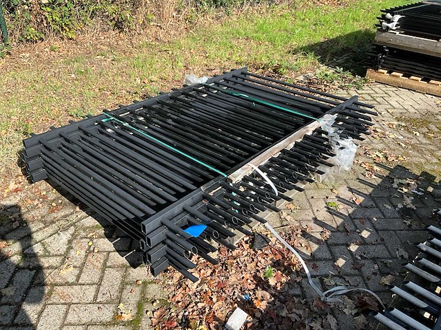 Gecoat spijlenhekwerk (6x) - afbeelding 1 van  5
