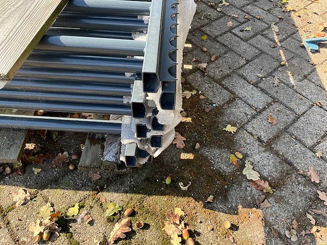 Gecoat spijlenhekwerk (8x) - afbeelding 5 van  6