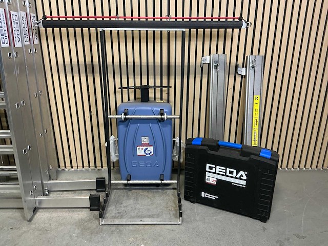 Geda accu ladderlift - afbeelding 10 van  16