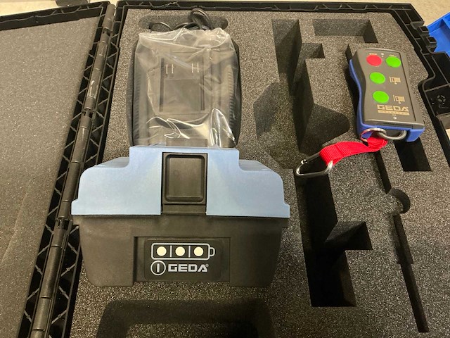 Geda accu ladderlift - afbeelding 13 van  16