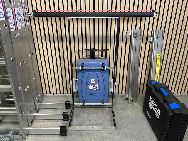 Geda accu ladderlift - afbeelding 15 van  16