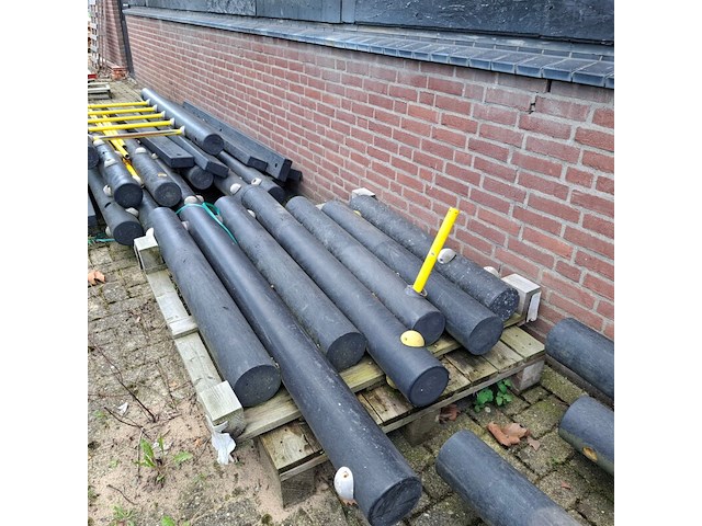 Gedemonteerd speeltoestel - afbeelding 3 van  28