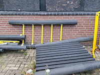 Gedemonteerd speeltoestel - afbeelding 8 van  28