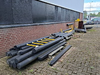 Gedemonteerd speeltoestel - afbeelding 1 van  28