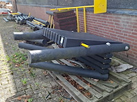 Gedemonteerd speeltoestel - afbeelding 15 van  28