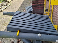 Gedemonteerd speeltoestel - afbeelding 17 van  28