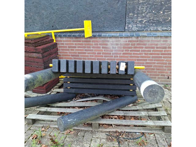 Gedemonteerd speeltoestel - afbeelding 18 van  28