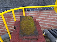 Gedemonteerd speeltoestel - afbeelding 20 van  28