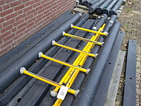 Gedemonteerd speeltoestel - afbeelding 25 van  28