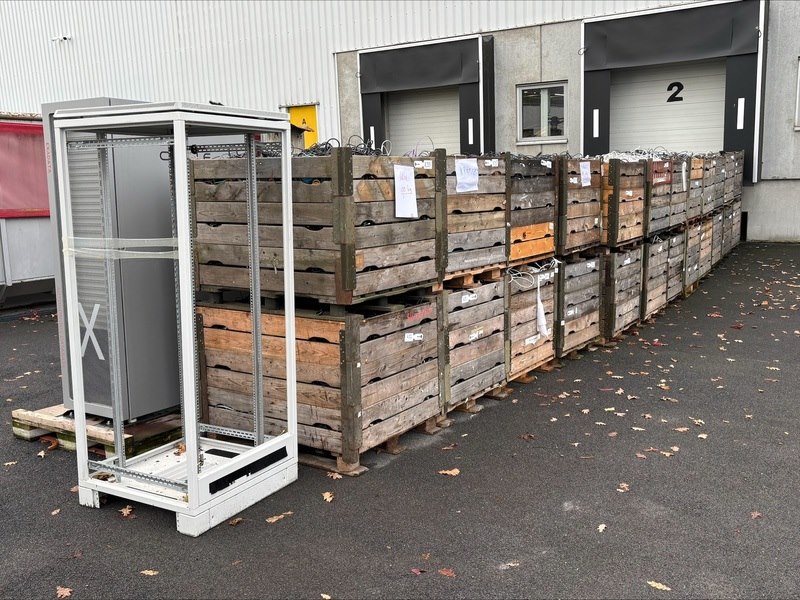 Gedemonteerde ict artikelen