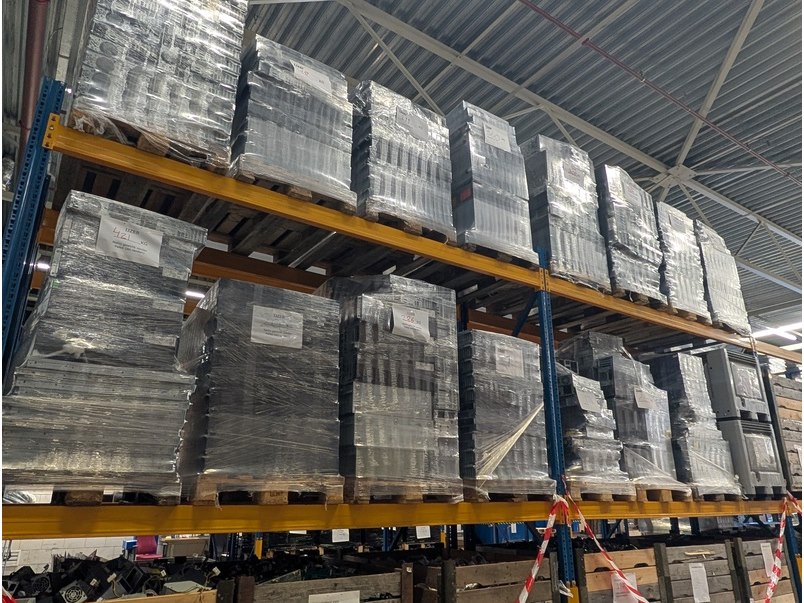 Gedemonteerde ict artikelen