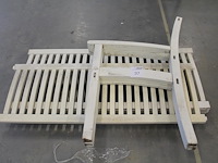 Gedemonteerde tuinbank .afmeting 110 x 60 x 90 cm. - afbeelding 1 van  1