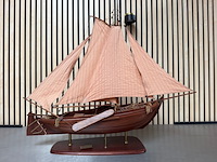 Gedetailleerd houten scheepsmodel botter 1912 - afbeelding 1 van  8