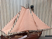 Gedetailleerd houten scheepsmodel botter 1912 - afbeelding 2 van  8