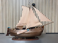 Gedetailleerd houten scheepsmodel enkhuizer bol 1902 lengte 90 cm - afbeelding 1 van  10