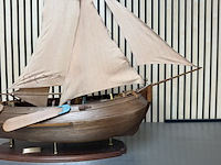 Gedetailleerd houten scheepsmodel enkhuizer bol 1902 lengte 90 cm - afbeelding 3 van  10