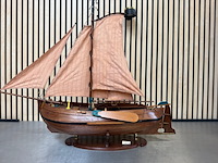 Gedetailleerd houten scheepsmodel enkhuizer bol 1902 lengte 90 cm - afbeelding 2 van  8