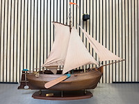 Gedetailleerd houten scheepsmodel enkhuizer bol 1902 lengte 90 cm - afbeelding 1 van  9