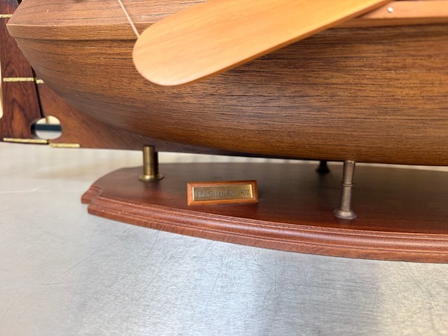 Gedetailleerd houten scheepsmodel enkhuizer bol 1902 lengte 90 cm - afbeelding 4 van  9