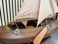 Gedetailleerd houten scheepsmodel enkhuizer bol 1902 lengte 90 cm - afbeelding 7 van  9