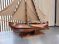 Gedetailleerd houten scheepsmodel enkhuizerbol lengte 90 cm - afbeelding 3 van  8
