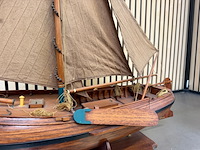 Gedetailleerd houten scheepsmodel enkhuizerbol lengte 90 cm - afbeelding 5 van  8