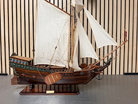 Gedetailleerd houten scheepsmodel fries stratenjacht - afbeelding 2 van  15