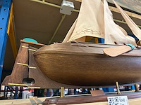 Gedetailleerd houten scheepsmodel lengte 90 cm - afbeelding 2 van  6