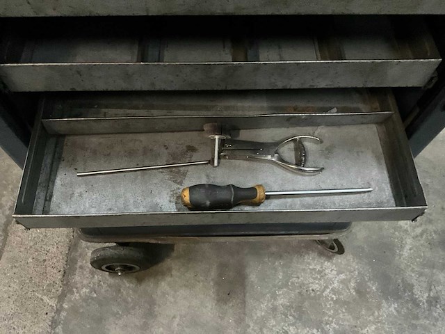 Gedore adjudant 1580 5-lades mobiele gereedschapskast - afbeelding 7 van  7