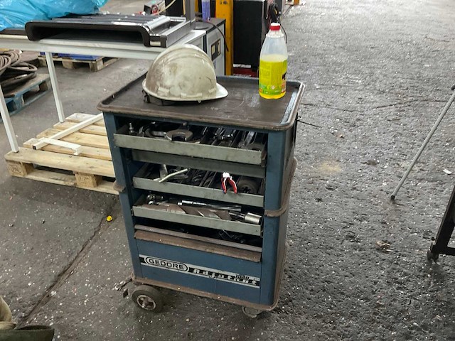 Gedore gereedschapswagen met inhoud - afbeelding 3 van  8
