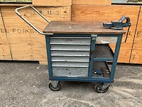 Gedore gereedschapswagen/werkbank 95x55x97cm v.v. matador bankschroef 120mm