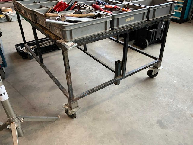 Gedore, knipex partij handgereedschap op tafel - afbeelding 5 van  13