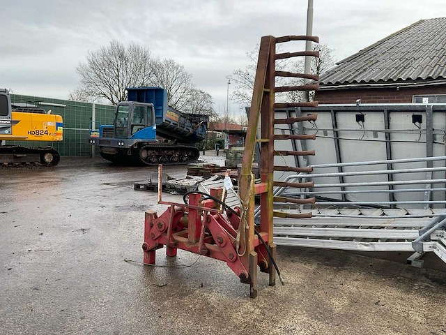 Gedragen slootvuilschuiver - afbeelding 1 van  3