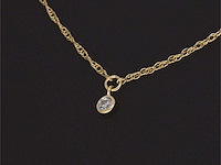 Geelgouden collier met diamant - afbeelding 4 van  7